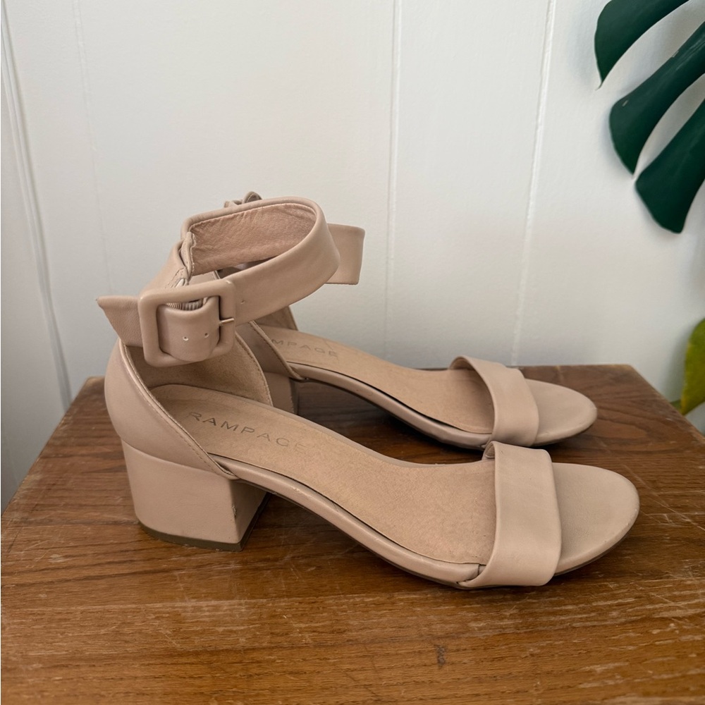 Rampage Women's Tan Block Heel Sandals